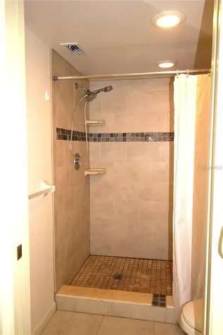 1806 Mariner Drive Tarpon Springs FL 34689