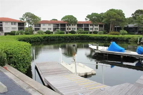 1806 Mariner Drive Tarpon Springs FL 34689