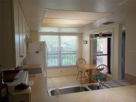 1806 Mariner Drive Tarpon Springs FL 34689