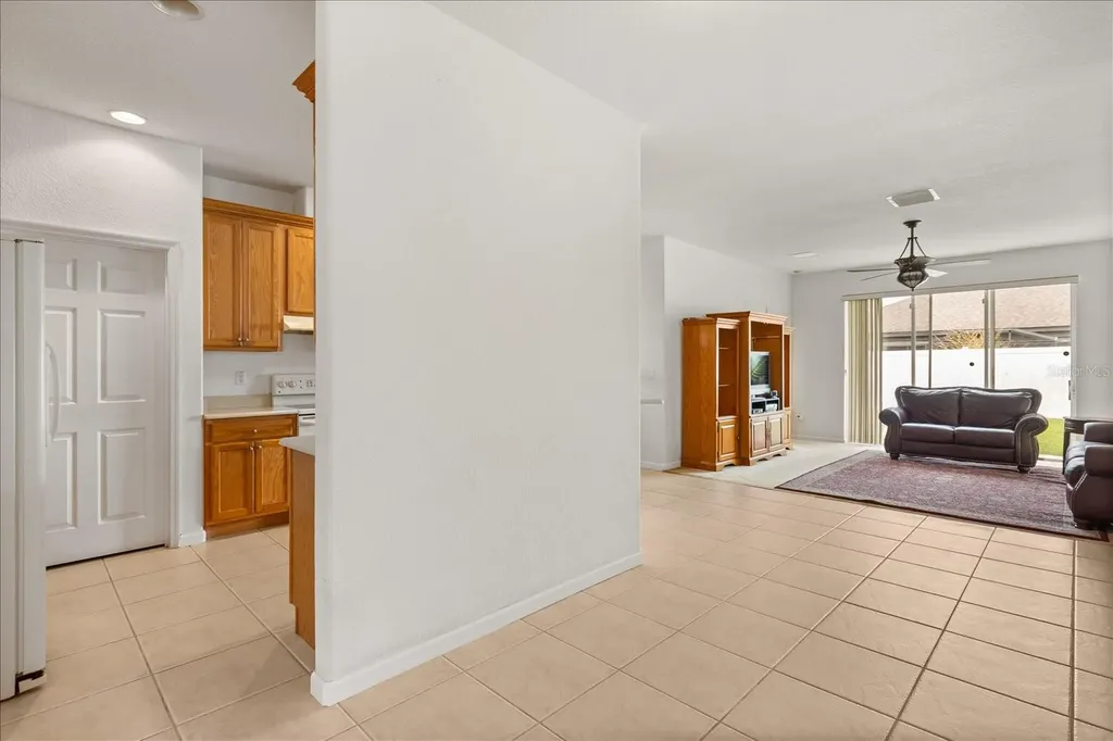 2979 White Cedar Circle Kissimmee FL 34741