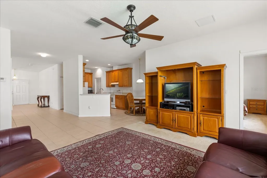 2979 White Cedar Circle Kissimmee FL 34741