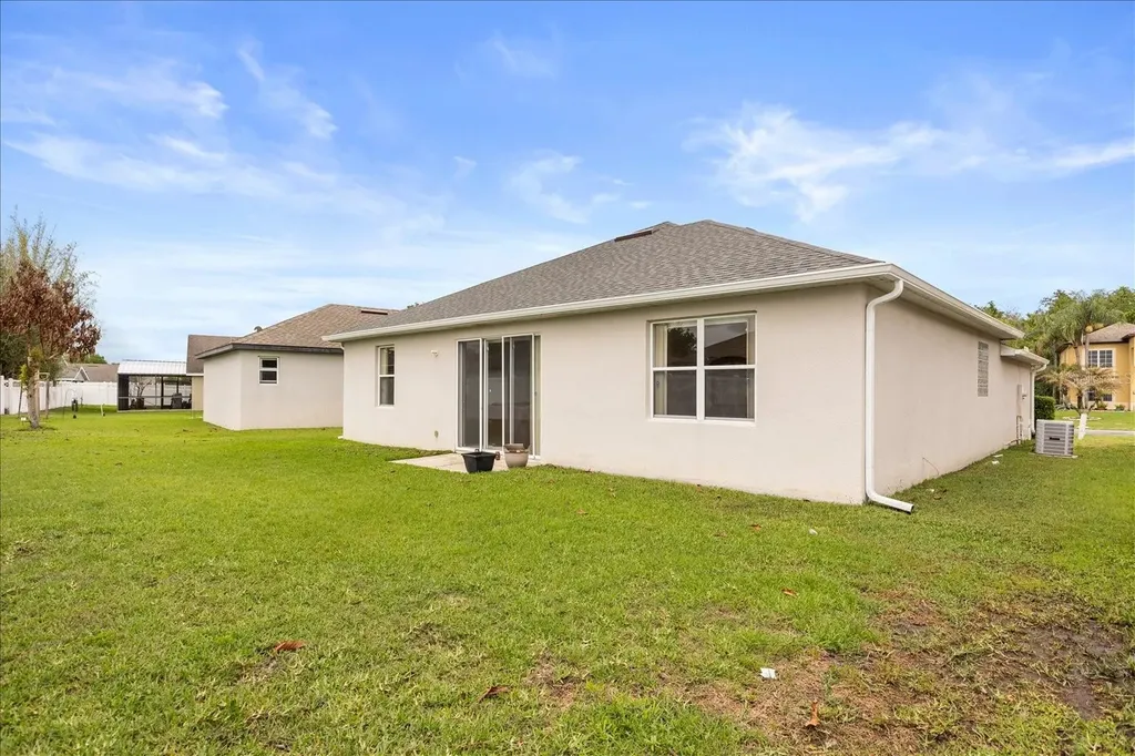 2979 White Cedar Circle Kissimmee FL 34741