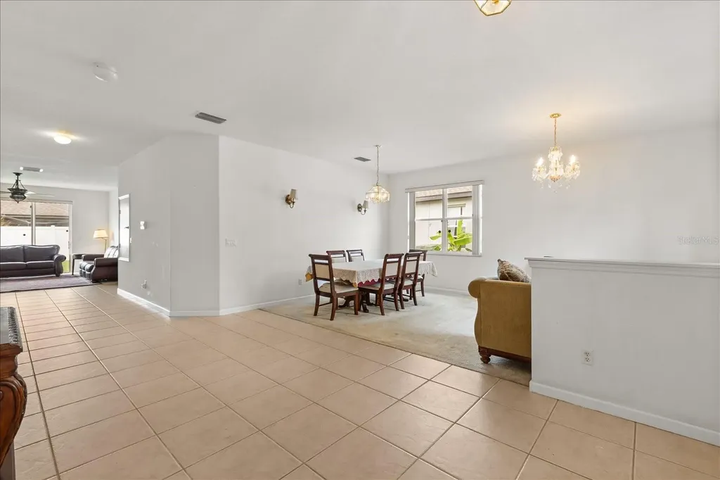 2979 White Cedar Circle Kissimmee FL 34741