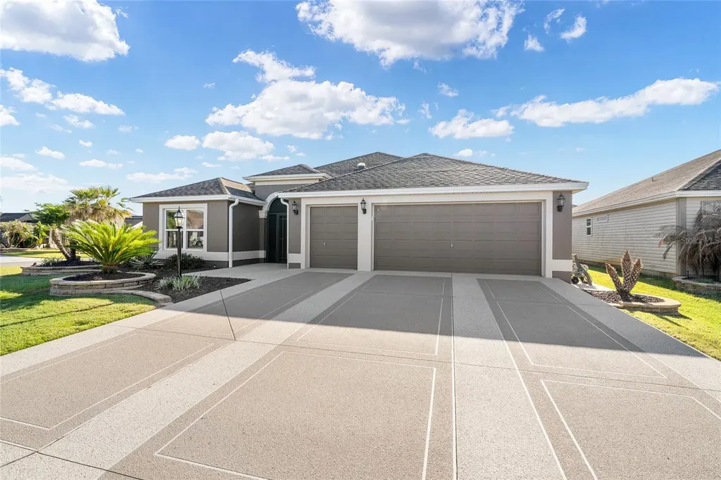 3983 Mcdowell Drive The Villages FL 32163