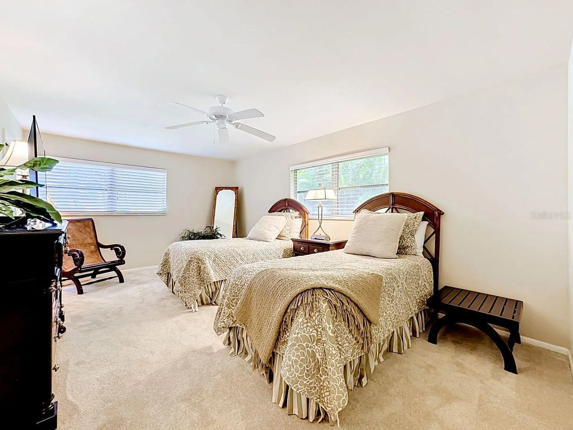 581 Yardarm Lane Longboat Key FL 34228