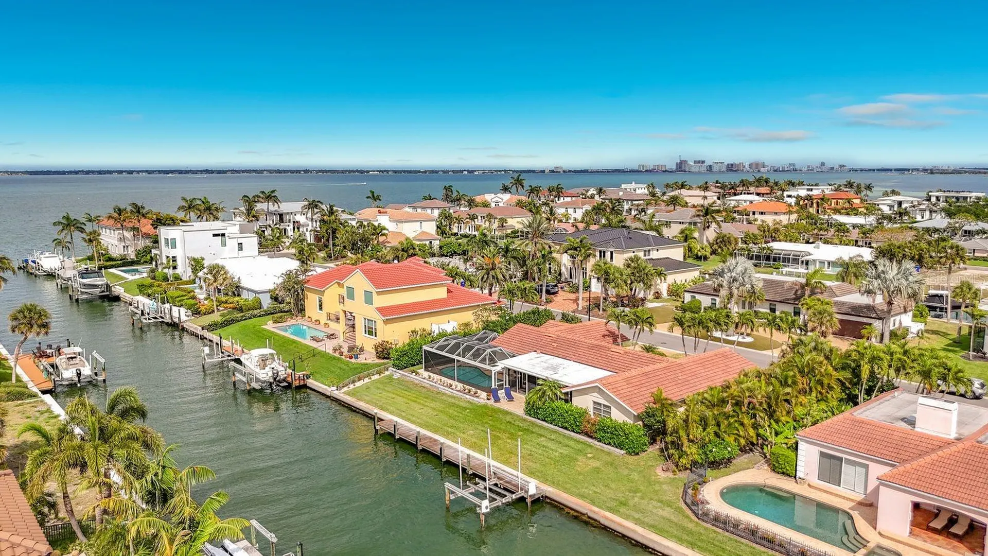 581 Yardarm Lane Longboat Key FL 34228