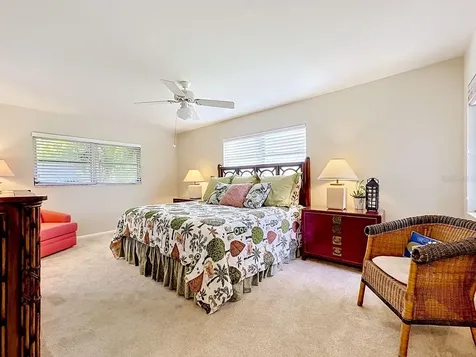 581 Yardarm Lane Longboat Key FL 34228