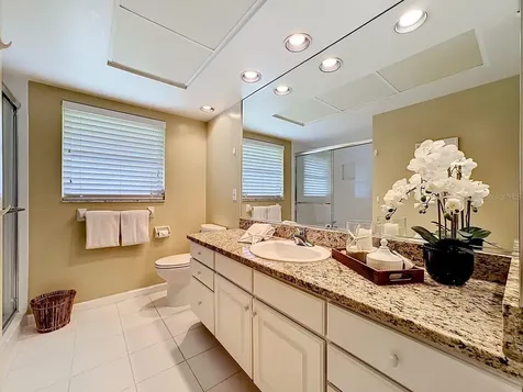 581 Yardarm Lane Longboat Key FL 34228