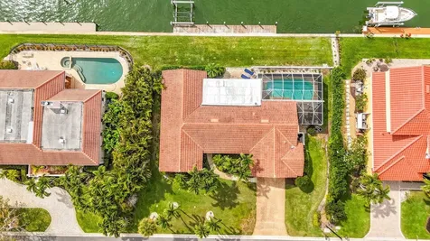 581 Yardarm Lane Longboat Key FL 34228