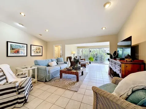 581 Yardarm Lane Longboat Key FL 34228