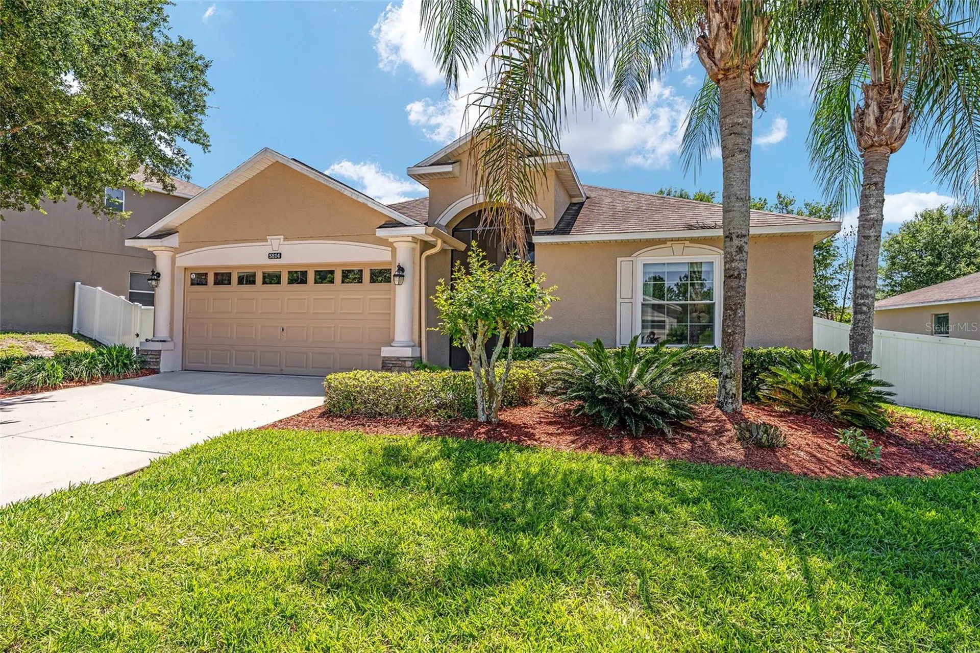 5814 Coquyt Drive Mount Dora FL 32757