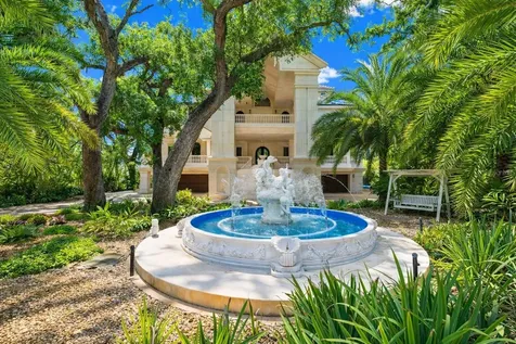 2000 Park Street N St Petersburg FL 33710
