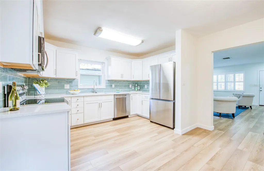 662 Villagrande Avenue S St Petersburg FL 33707