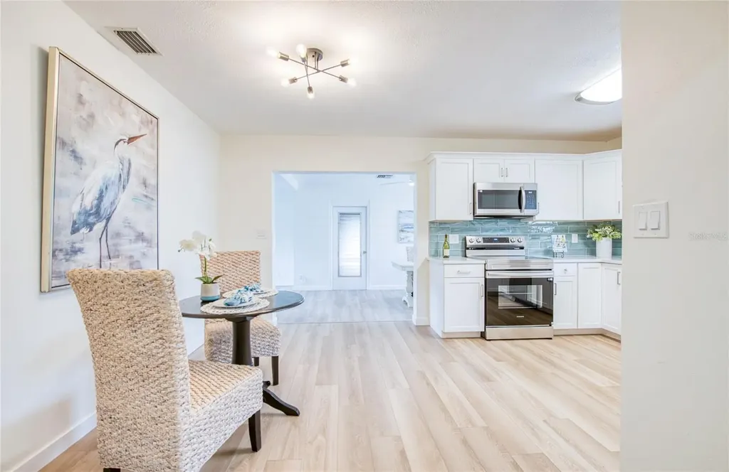 662 Villagrande Avenue S St Petersburg FL 33707