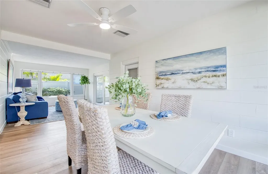 662 Villagrande Avenue S St Petersburg FL 33707