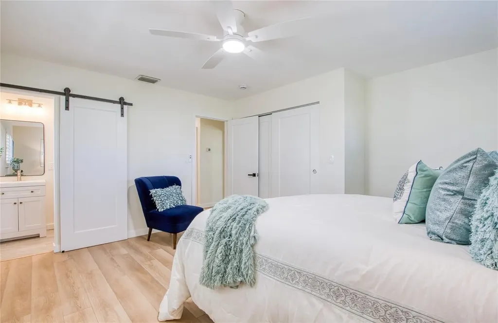 662 Villagrande Avenue S St Petersburg FL 33707
