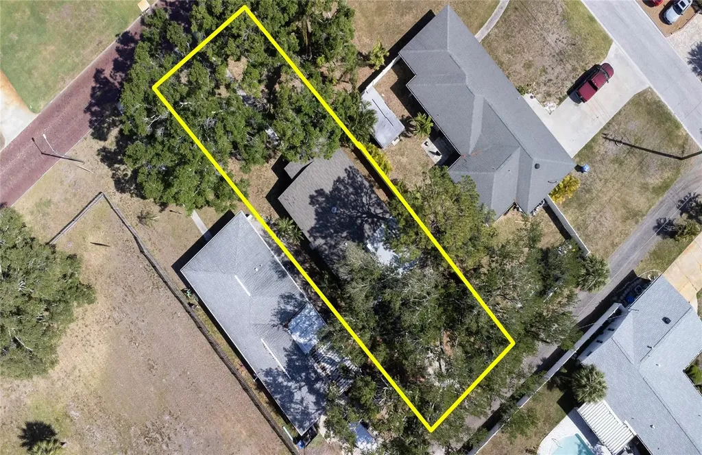 662 Villagrande Avenue S St Petersburg FL 33707