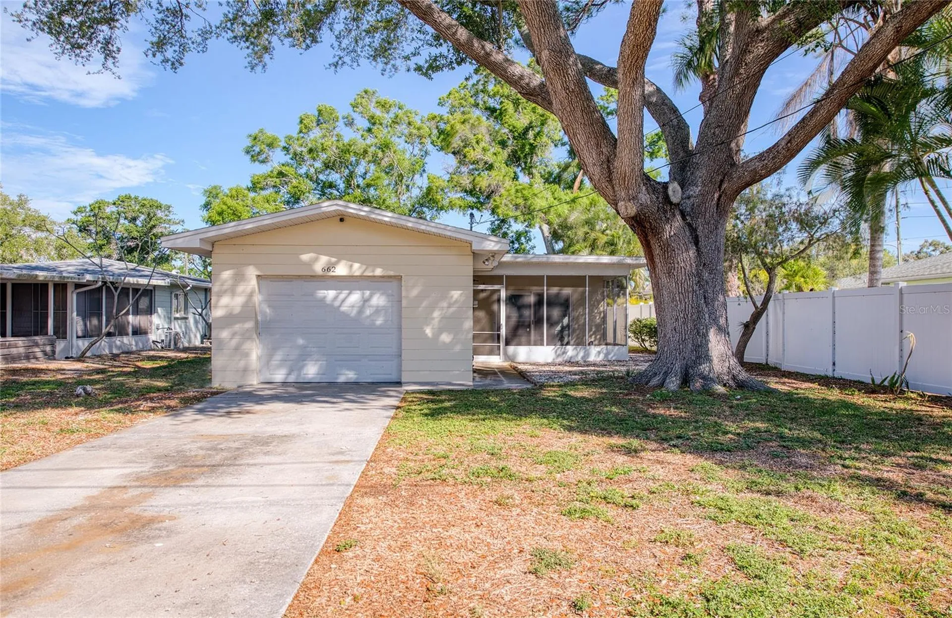 662 Villagrande Avenue S St Petersburg FL 33707