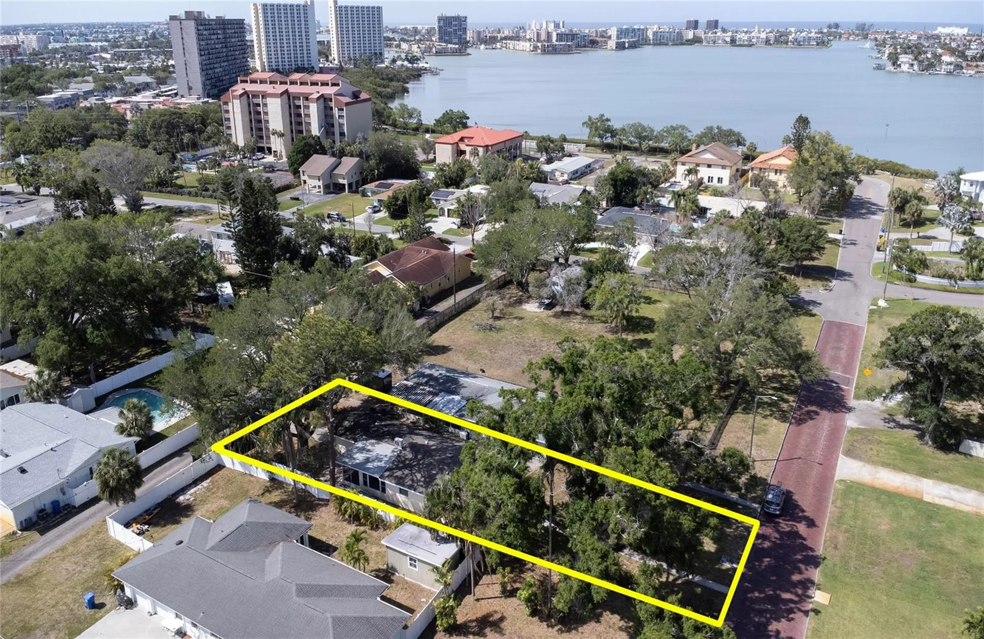662 Villagrande Avenue S St Petersburg FL 33707