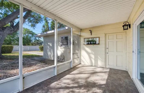 662 Villagrande Avenue S St Petersburg FL 33707