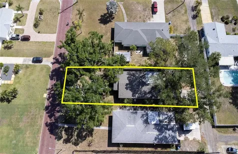662 Villagrande Avenue S St Petersburg FL 33707