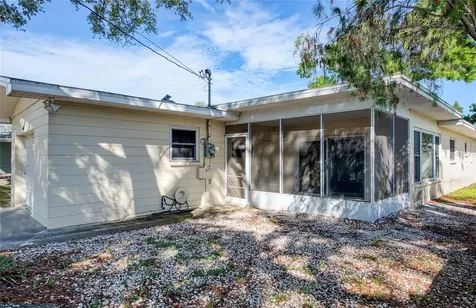 662 Villagrande Avenue S St Petersburg FL 33707