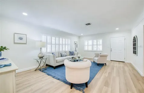 662 Villagrande Avenue S St Petersburg FL 33707