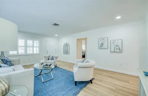 662 Villagrande Avenue S St Petersburg FL 33707