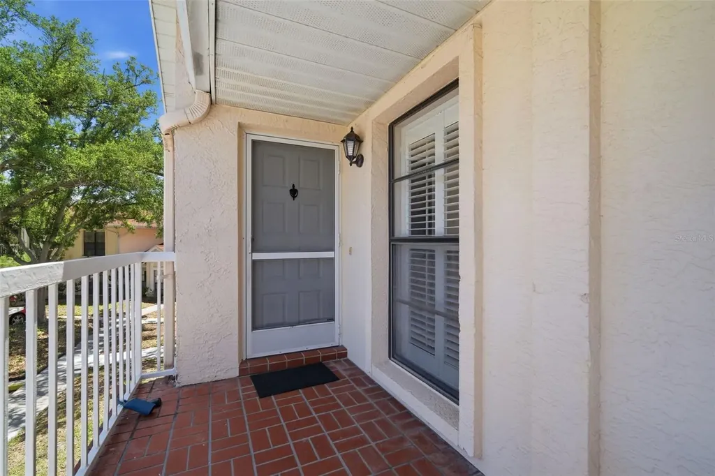 309 Knottwood Court Sun City Center FL 33573