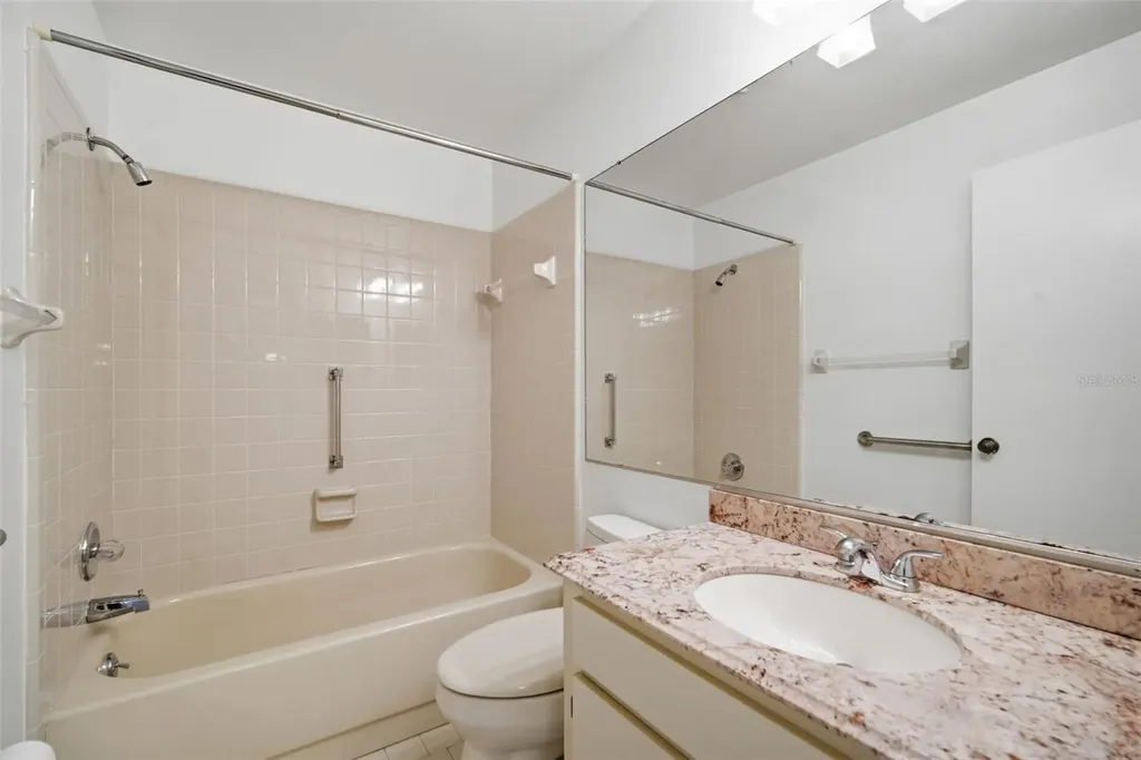 309 Knottwood Court Sun City Center FL 33573