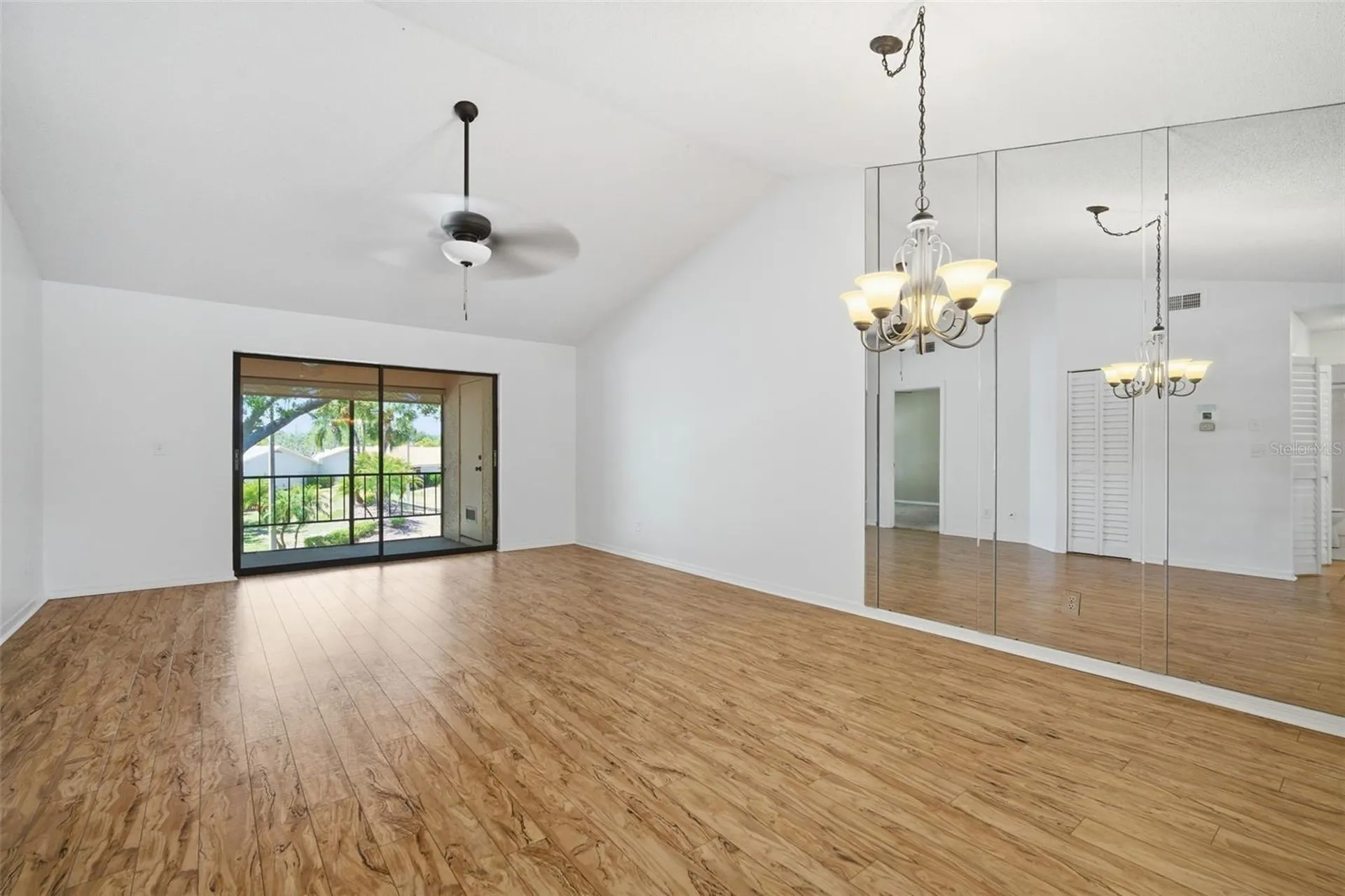 309 Knottwood Court Sun City Center FL 33573