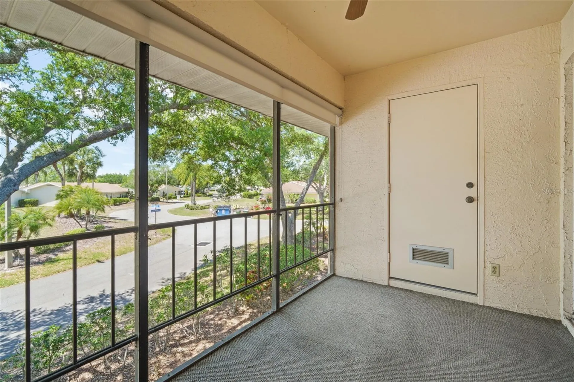 309 Knottwood Court Sun City Center FL 33573