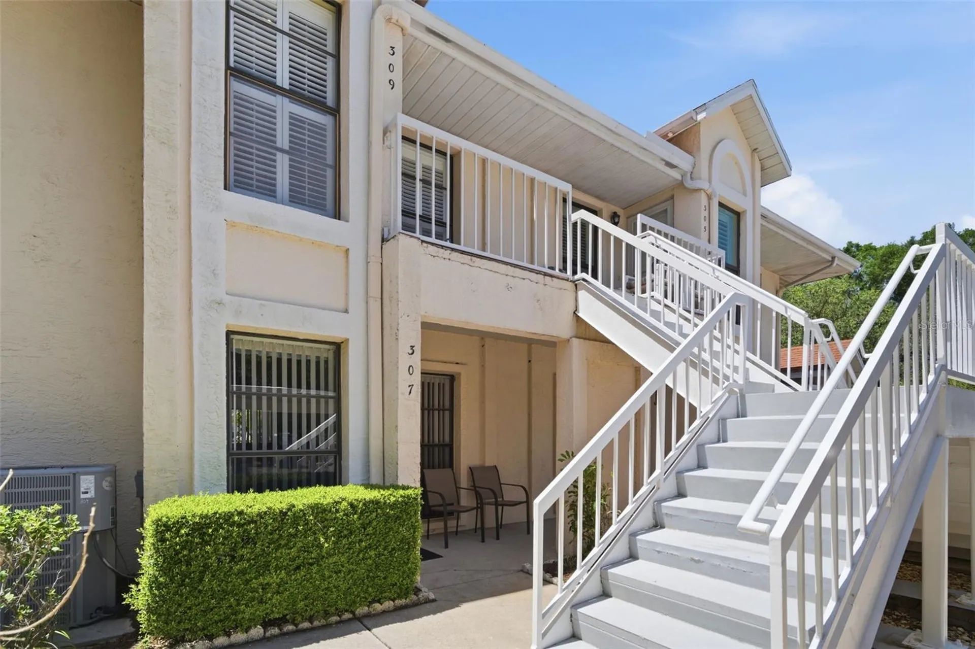 309 Knottwood Court Sun City Center FL 33573