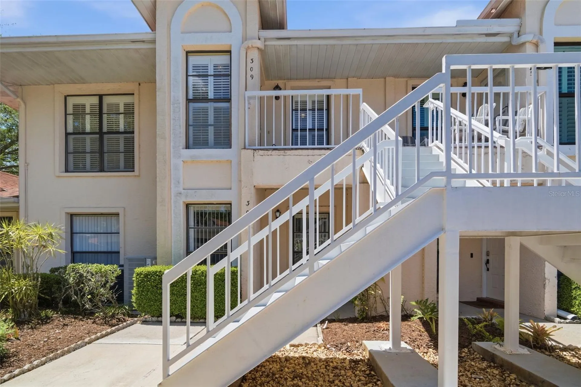 309 Knottwood Court Sun City Center FL 33573