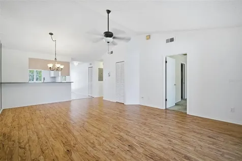 309 Knottwood Court Sun City Center FL 33573