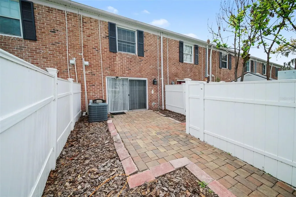 13708 Orange Sunset Drive Tampa FL 33618