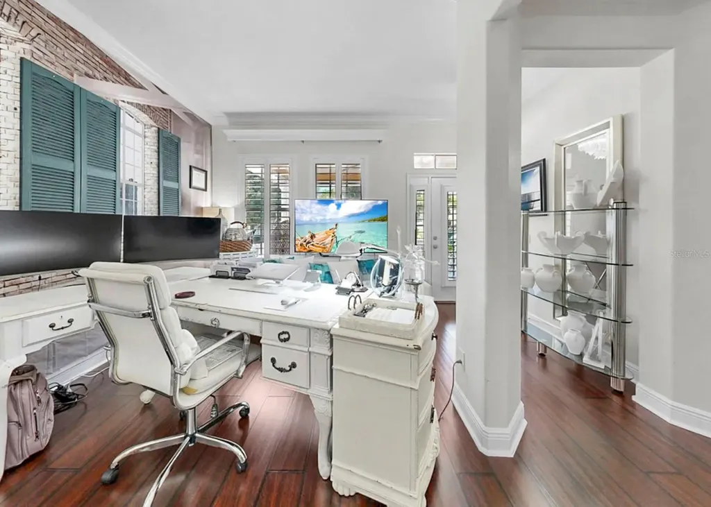 420 Manns Harbor Drive Apollo Beach FL 33572