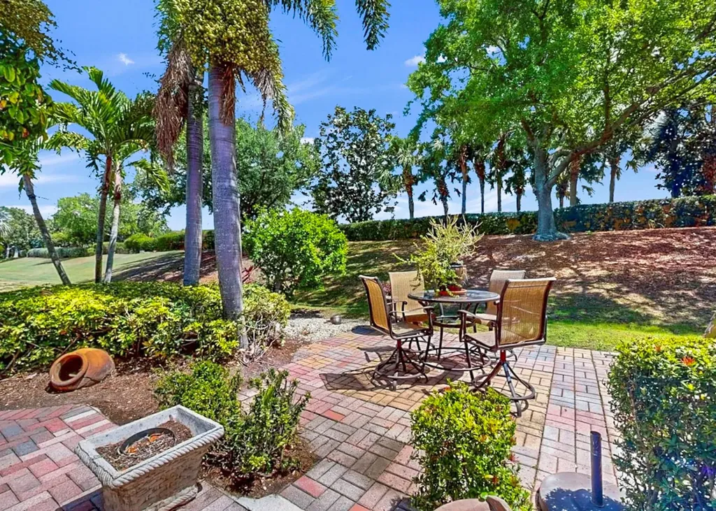 420 Manns Harbor Drive Apollo Beach FL 33572