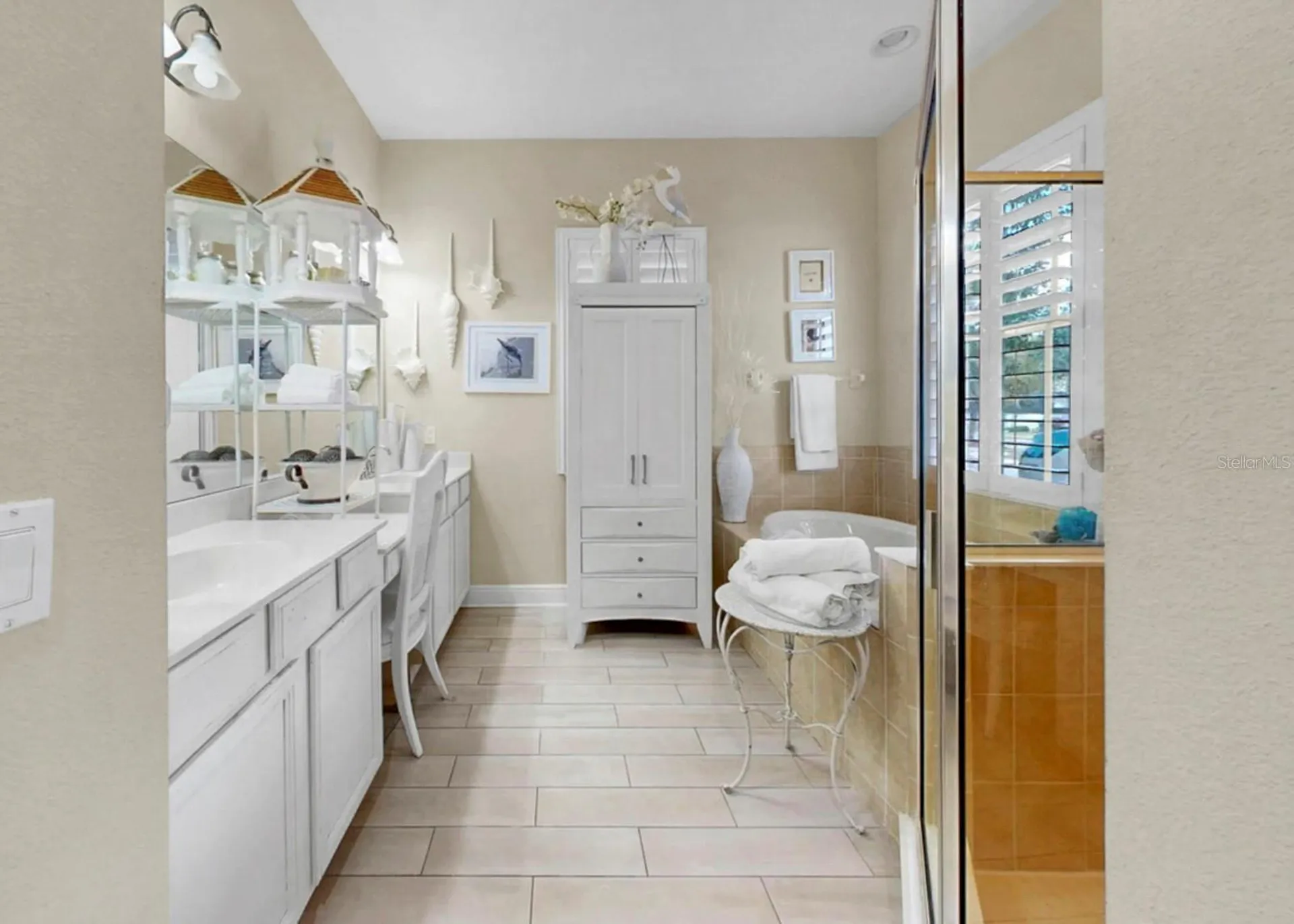 420 Manns Harbor Drive Apollo Beach FL 33572