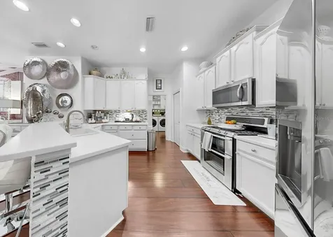 420 Manns Harbor Drive Apollo Beach FL 33572