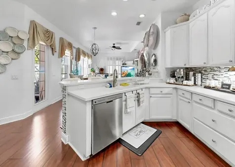 420 Manns Harbor Drive Apollo Beach FL 33572