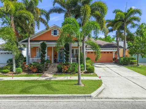 420 Manns Harbor Drive Apollo Beach FL 33572