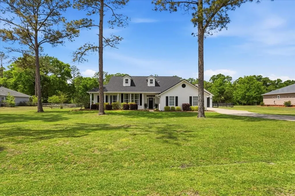 20744 NW 252nd Street High Springs FL 32643
