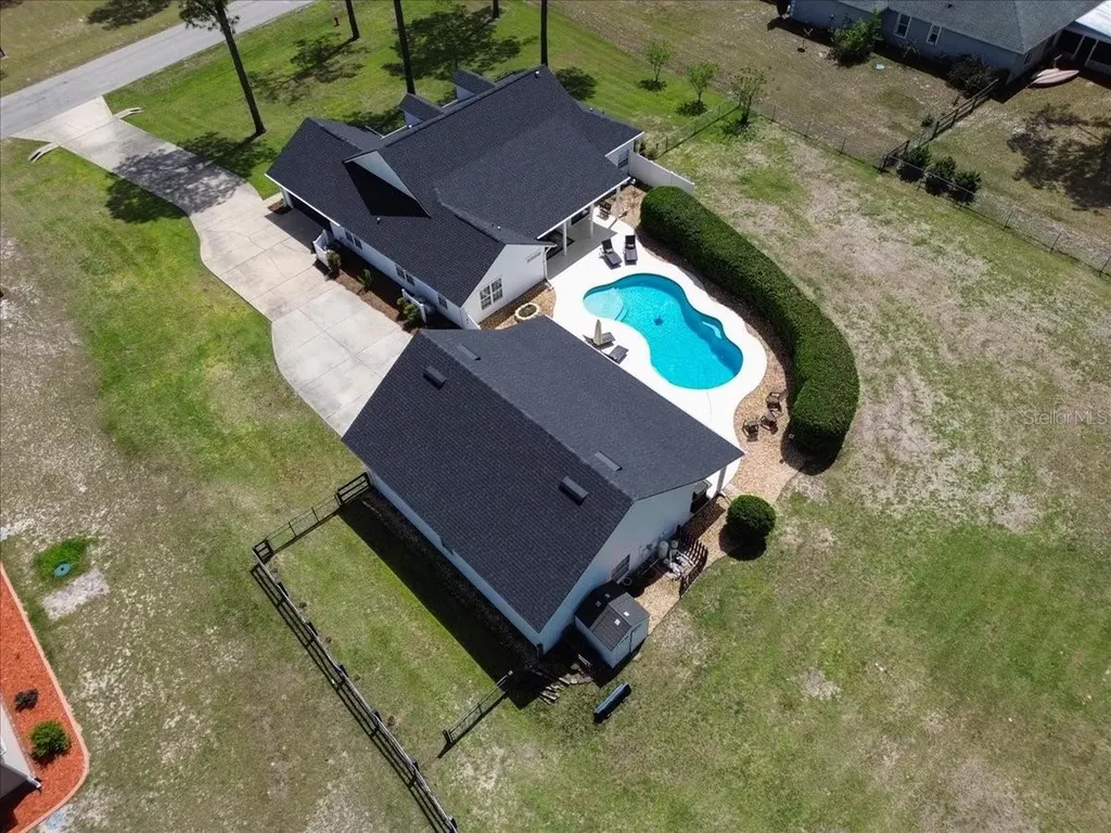 20744 NW 252nd Street High Springs FL 32643