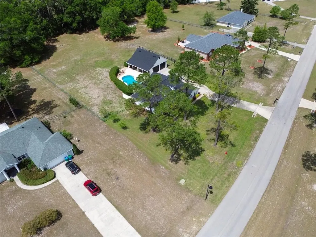 20744 NW 252nd Street High Springs FL 32643