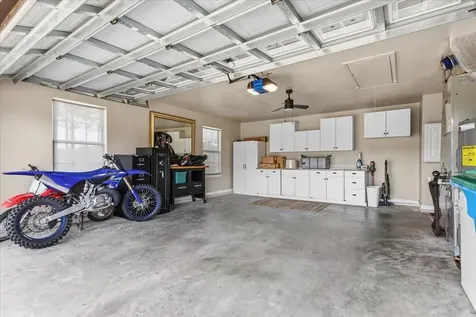 20744 NW 252nd Street High Springs FL 32643