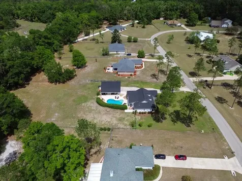 20744 NW 252nd Street High Springs FL 32643