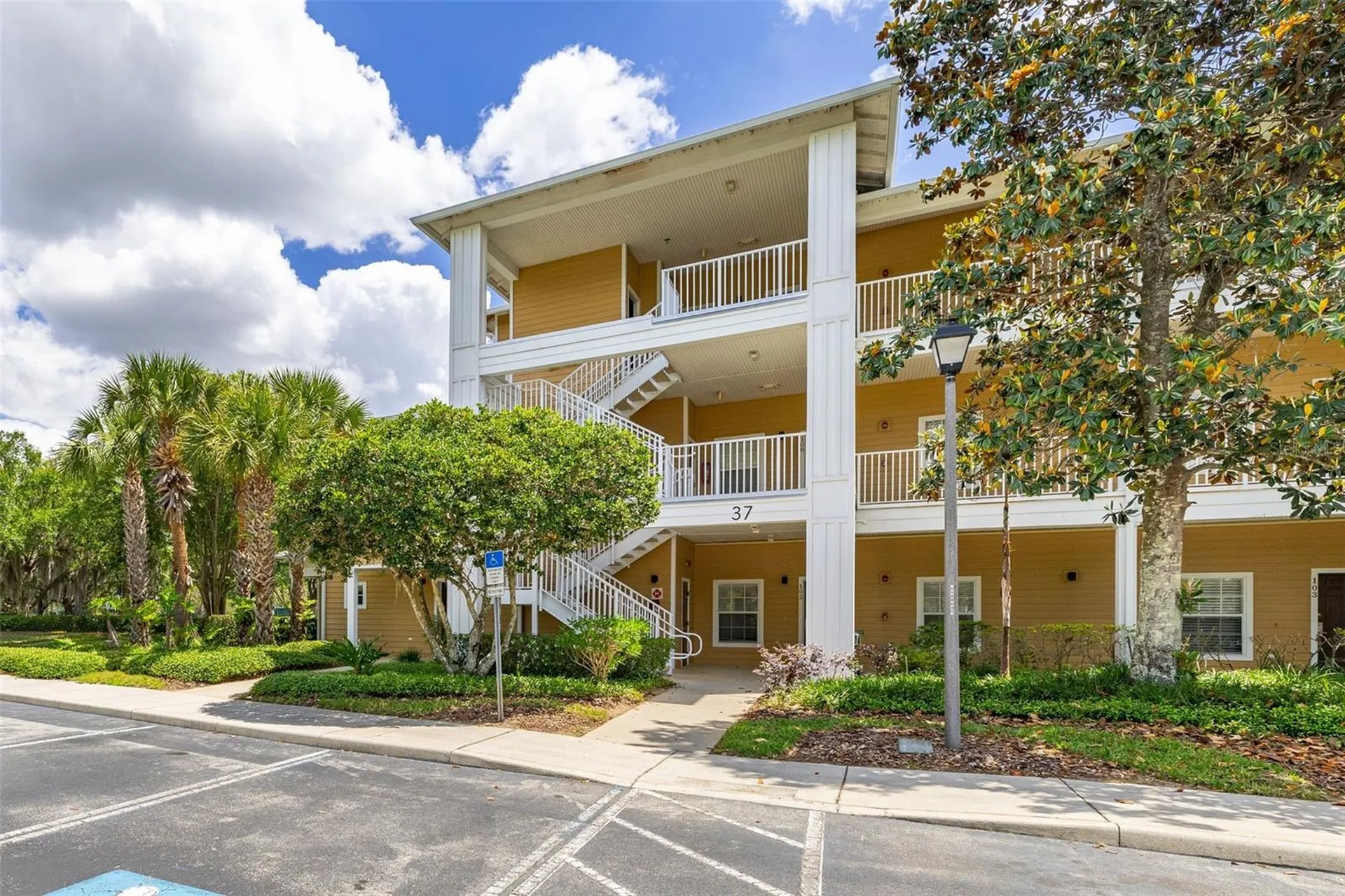 107 Rum Run Davenport FL 33897