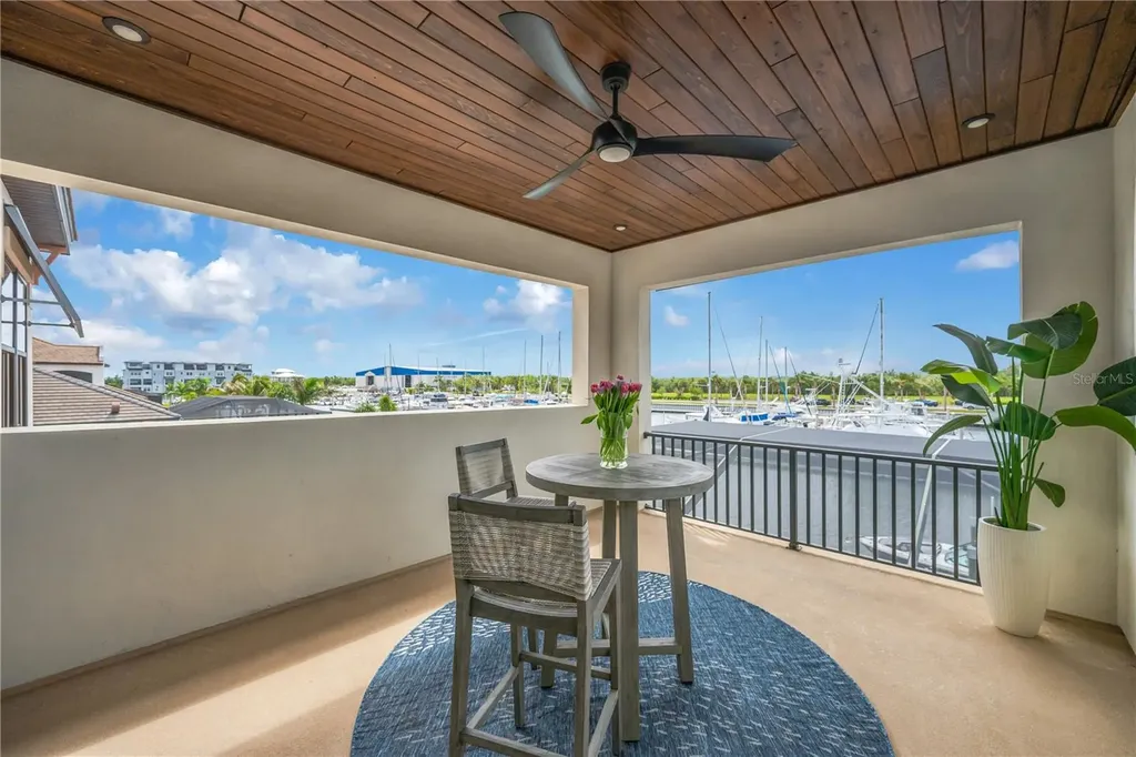 3034 Christophers Watch Lane Ruskin FL 33570
