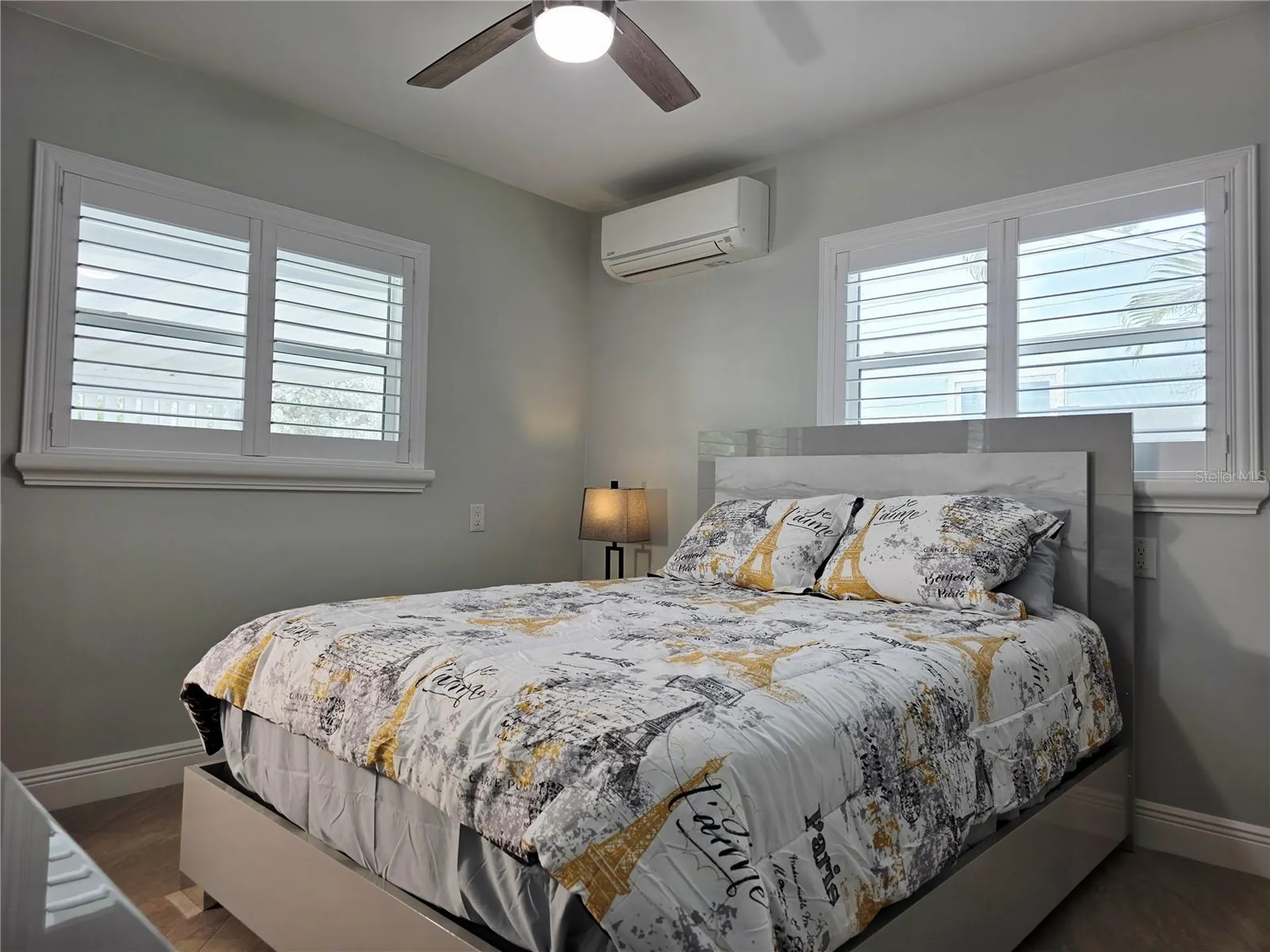 3435 Overlook Drive NE St Petersburg FL 33703